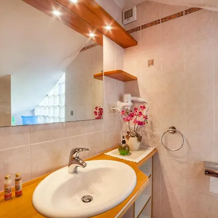 Adang Etschtal Apartment *